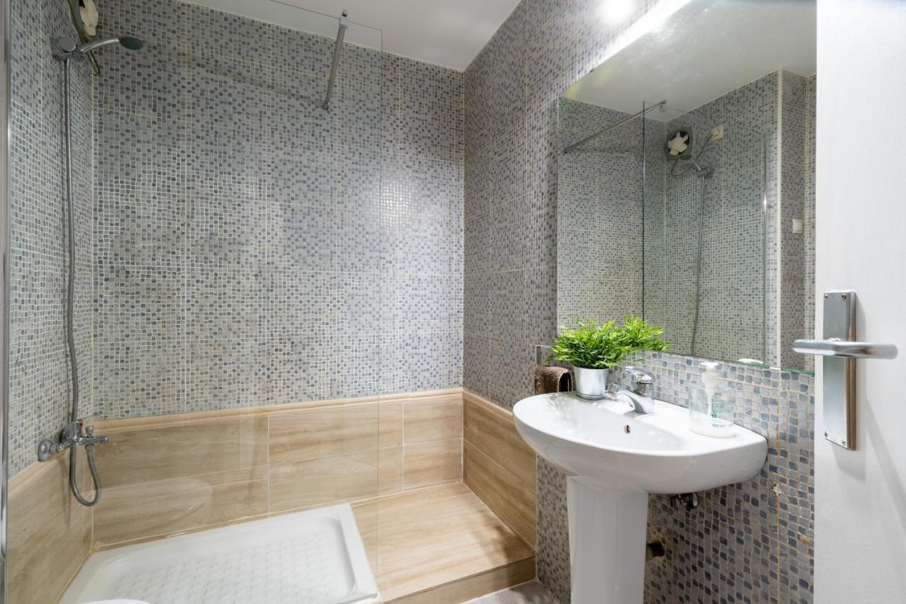 Apartment Cr Alameda Amplio Y Traquilo Apartameto Parejas Sevilla